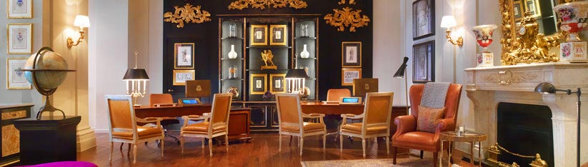 The_St_Regis_Florence_Front_Desk