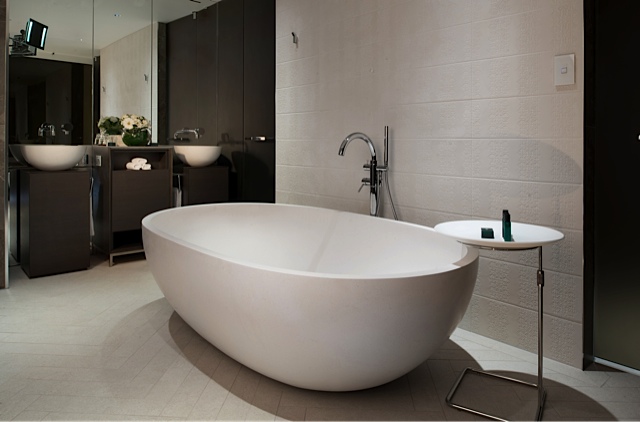 Prestige-Suite-bath-sofitel-brisbane