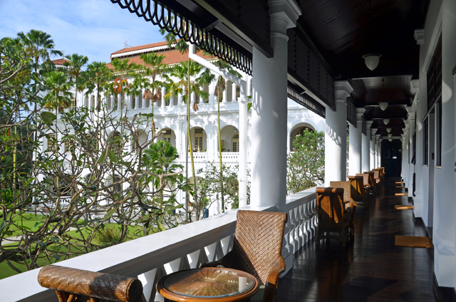 Raffles Singapore Courtyard - Aleney de Winter