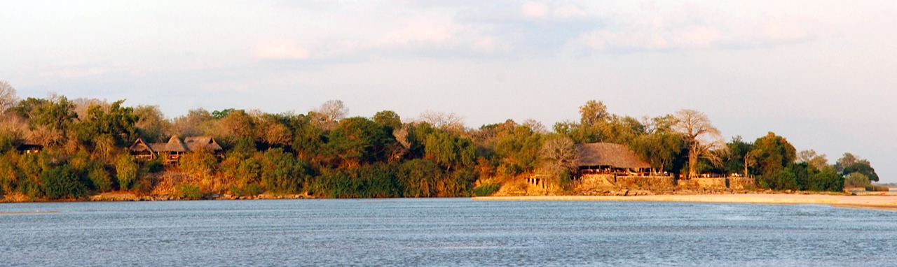 Sand River Selous - scenery