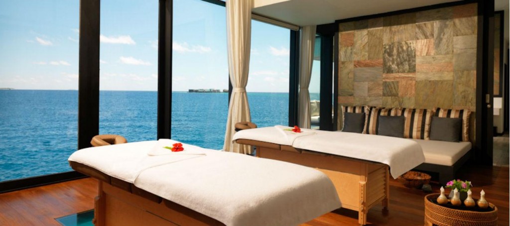 jumeirah-dhevanafushi-spa-room