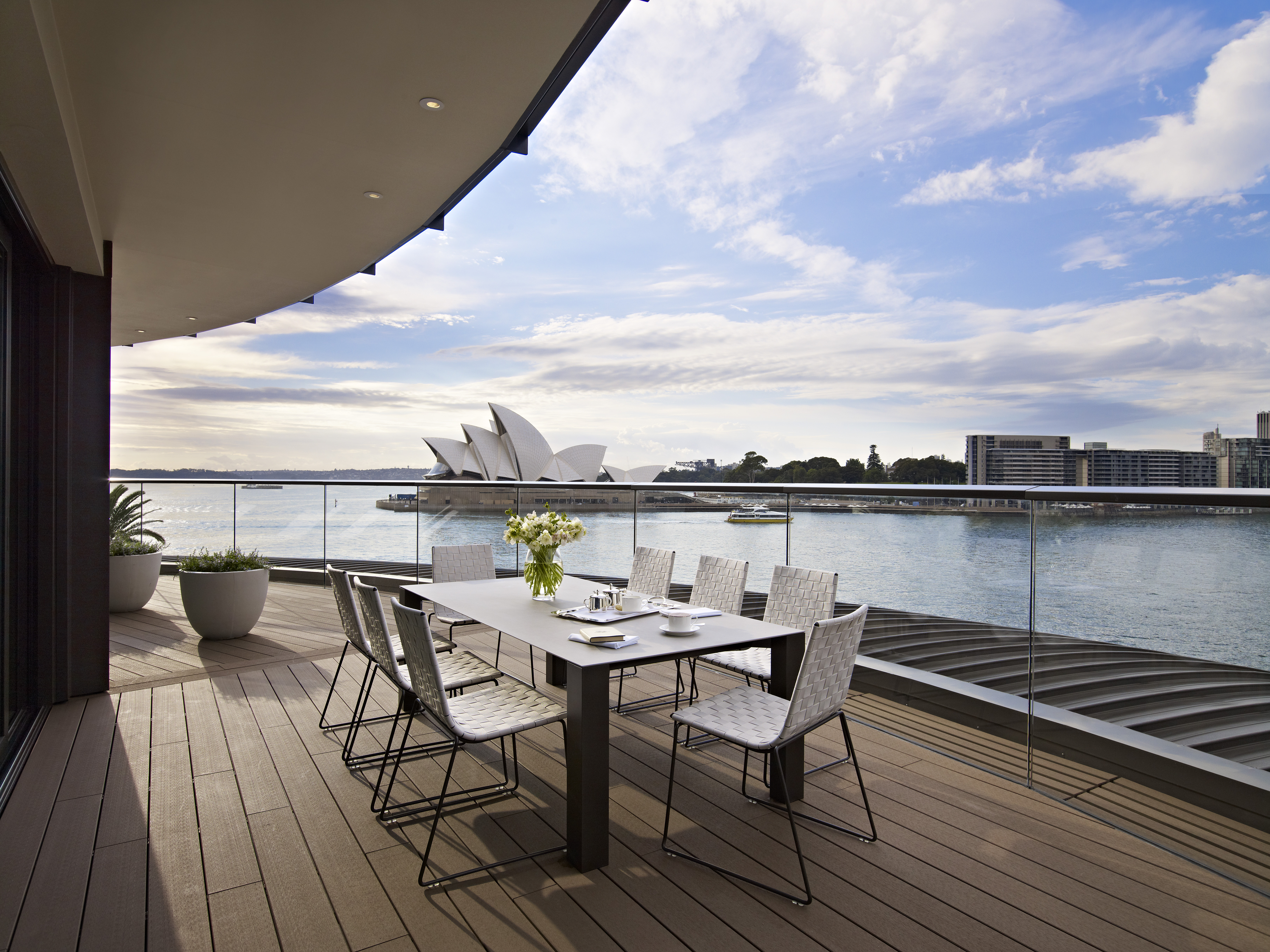 6 Sydney Suite - OutdoorTerrace
