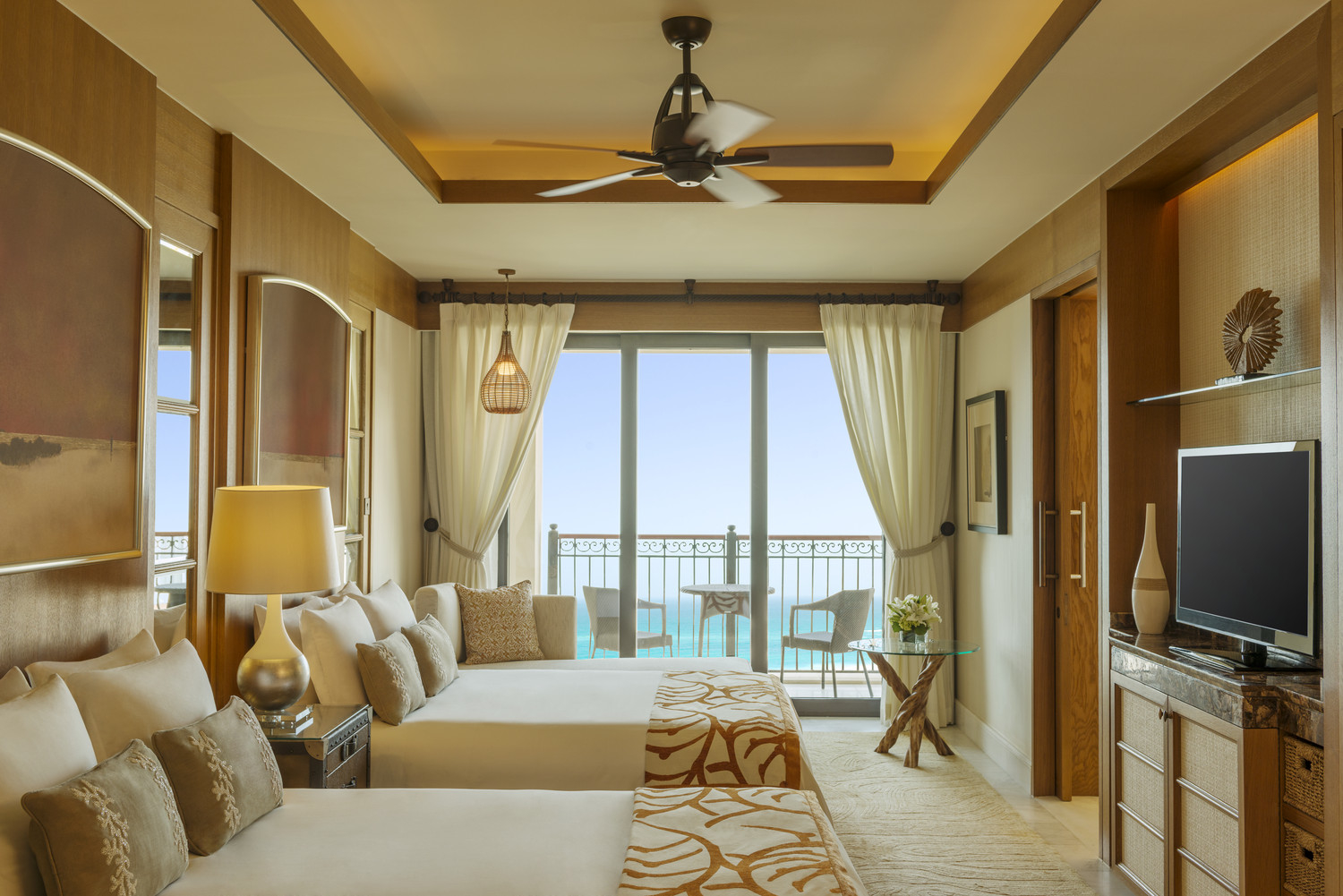 StRegis-SI-Superior-seaview-room