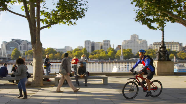 thames-cycling-london