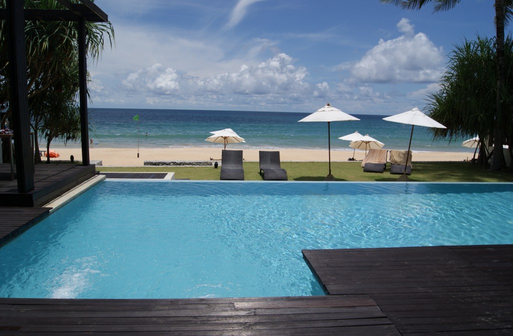 3Bedroom-villa-pool-Aleenta-Phuket