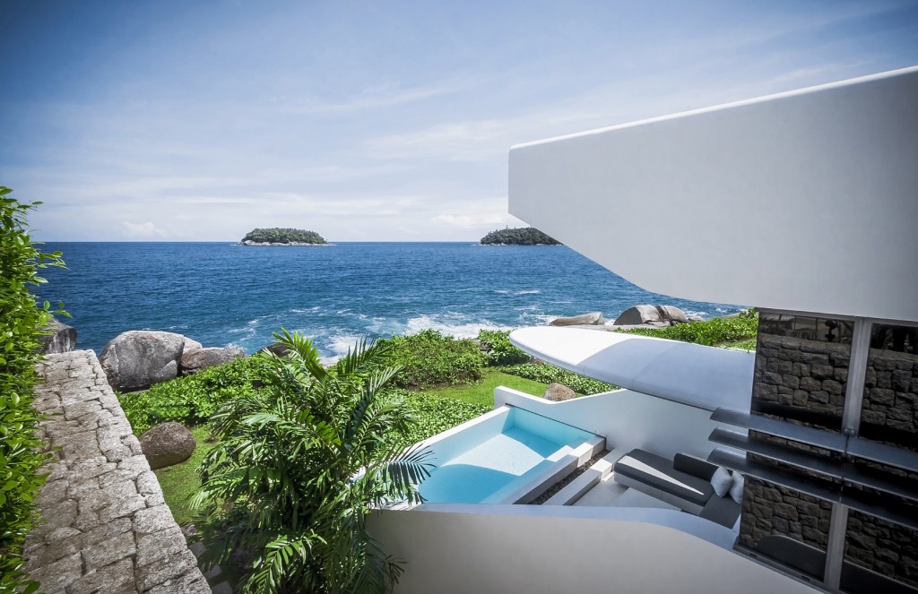 Kata Rocks Oceanfront Sky Villa