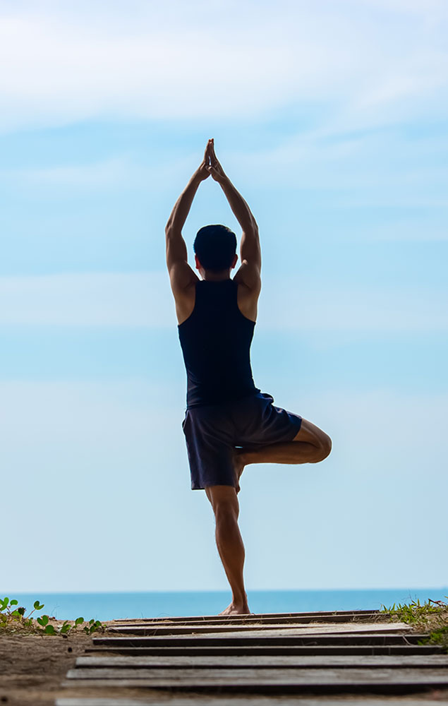 maikhao-dream_beach-yoga