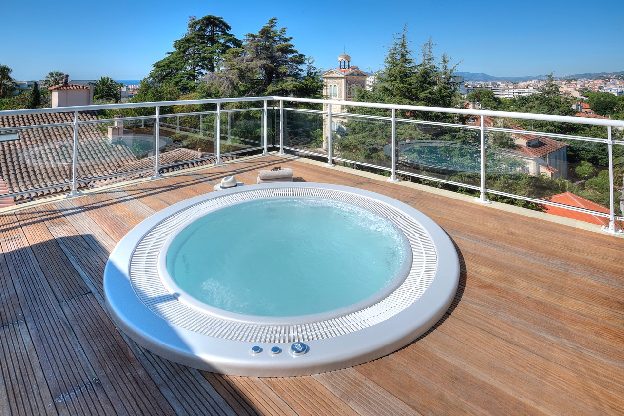 Rooftop Jacuzzi