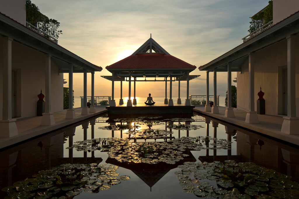 Amatara Spa - Sunrising at Yoga Sala