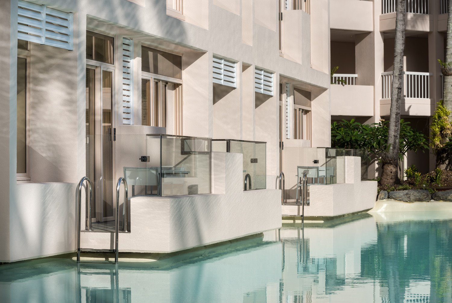 Lagoon Rooms with Swim Up Balcony