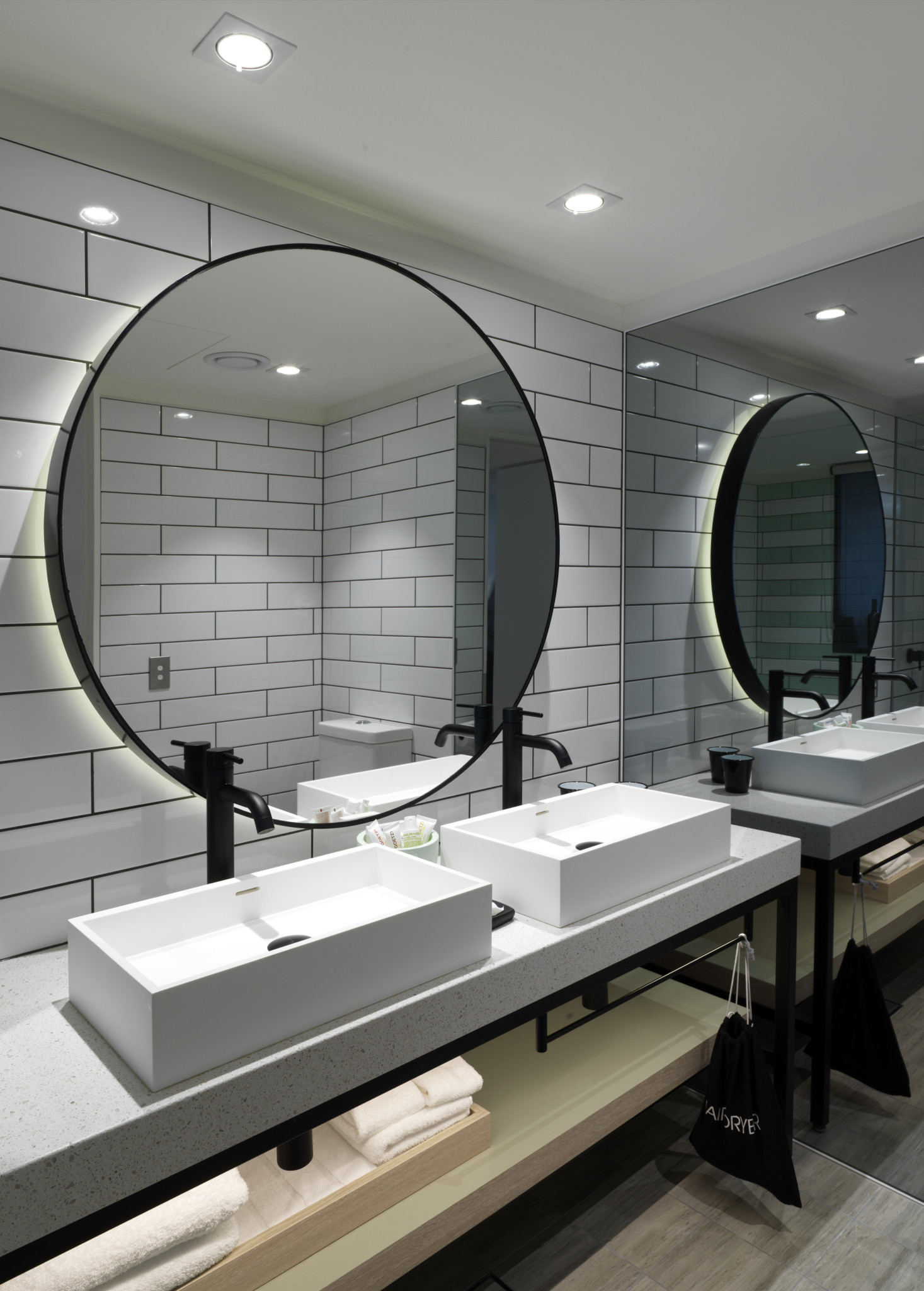 QT Bondi - Bathroom with Double Vanity