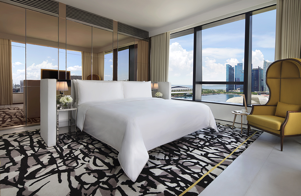 Premier Marina View Suite, Bedroom