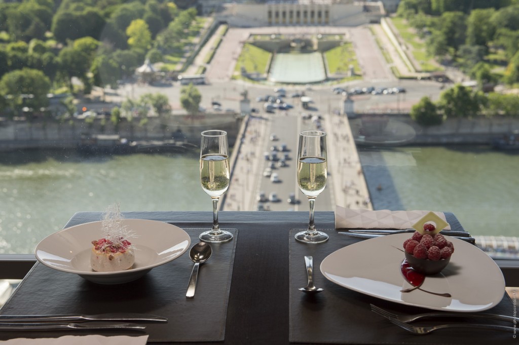 58-Tour-Eiffel-Restaurant