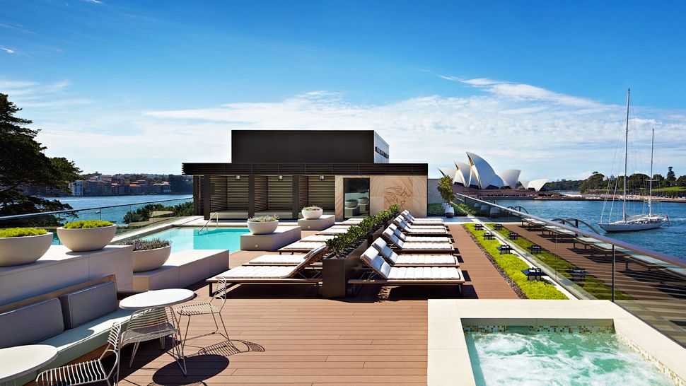 Park-Hyatt-Rooftop-Pool